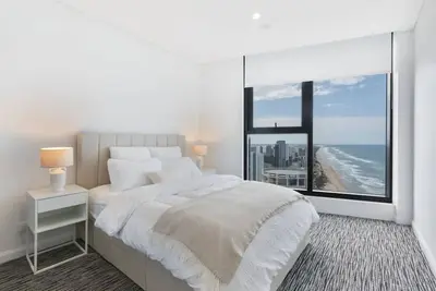 Image de Beach front Sky Home - floor 35