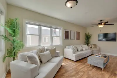 Image de Walk to Metra: Pet-Friendly Blue Island Apt