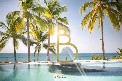 Image de Charmant appartement avec piscine et vu sur mer