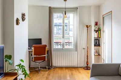 Image de Pleasant, comfortable apartment in the heart of Paris