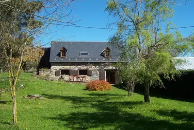 Image de Luchon à 10mn Chalet De Charme Grange 3*