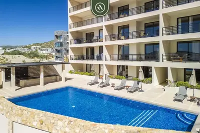 Image de New 2 Br Condo - Pool - Bbq Area - King Bed