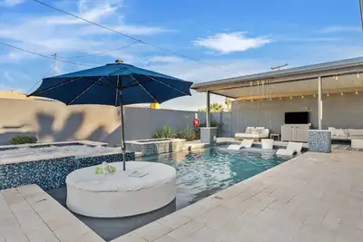Image de Luxury Old Town Scottsdale Home with Pool and Spa