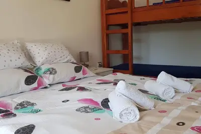 Image de Appartement de vacances Vrboska pour 1 - 4 personnes avec 1 chambre à coucher - Maison mitoyenne