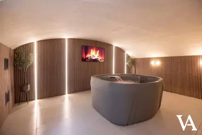 10 Park Square East - Suite 1