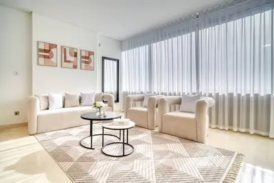 Image de Spacious 1br Apartment in Sky Gardens, Difc by Deluxe Holiday Homes