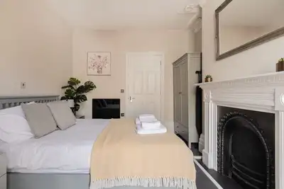 Image de Stunning 2 Bed in the Centre of Cheltenham