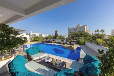 Image de Fig Tree Bay Residences 6, Central Protaras, Heated Pool, Elevator, Jacuzzi, Sauna