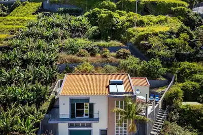 Image de A peaceful, relaxing place with privileged view of the sea.