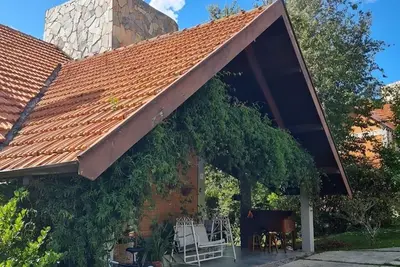 Image de Retiro na Montanha com Muita Natureza e Arte!