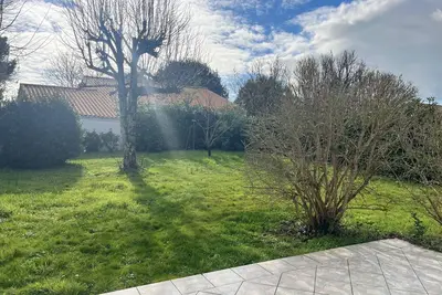 Image de À 5 min des plages! Maison avec grand jardin idéale pour les barbecue!