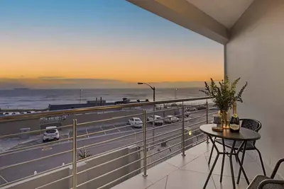 Image de Sunset On Hill 3 - Deux Chambres Appartement, Couchages 4