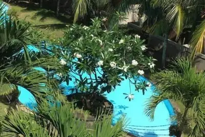 Image de Renovated Spacious 4-Br House - Pool near beaches