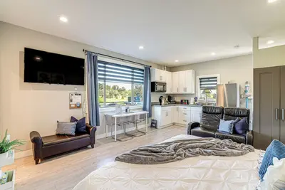 Image de Modern Studio Suite in Sandy Point on Lummi Bay!