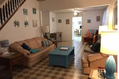Image de 3 bedroom house 4 blocks from the beach!