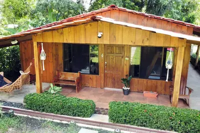 Image de Cozy Family Cabin River\/ Nature Sound. \nPet Friendly! Bungalows Tulipanes Cr