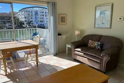 Image de 6 · Parker Manor Water View 2 Br Apt