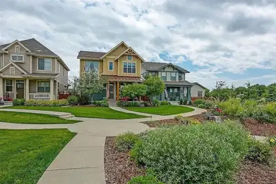 Stunning Central Park Home Next to Parks!