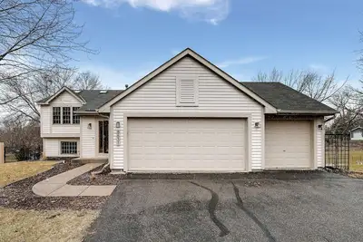 Image de Maple Haven: Extended Stay Serenity
