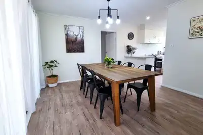 Image de A home from where to explore.