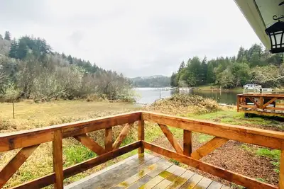 Beautiful Lakefront Home with its own private boat ramp to launch your boat! ! !