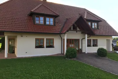 Image de Appartement 'Ferienwohnung SchĂĽtz' avec balcon et Wi-Fi