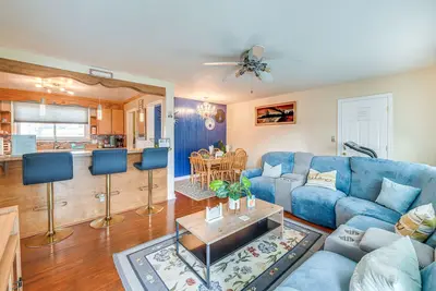 Image de Colonial Heights Home w/ Large Yard & Bbq Grill!