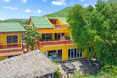 Image de Bahia Apartments & Diving - 3 Bedroom Villa - Ocean View