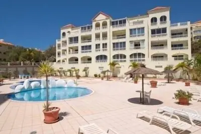 Image de Pool view apt. in Ocean Golf Cc (K115)