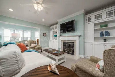 Image de 33585 Windswept Unit 7201 - Near all of the Peninsula amenities