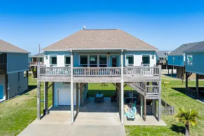 Image de Sea Leggs - Beach Side- 3 Bedroom - 2 Bath- Sleeps 6