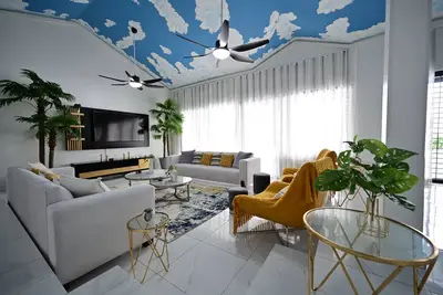 Exclusive and private luxury villa with pool, spa & lounge