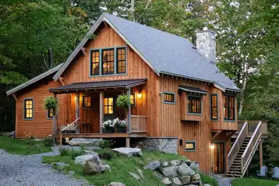 Image de New Construction Ski/Lake home