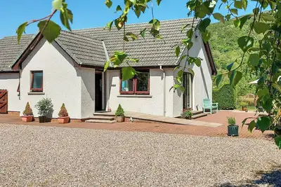 Image de 2 chambres à coucher à North Ballachulish, near Glencoe