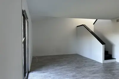 Image de Brand New Two bedroom property. All new.