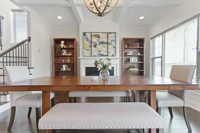 Image de Alta Novella - Monthly Rental 1 mile to Falls Park