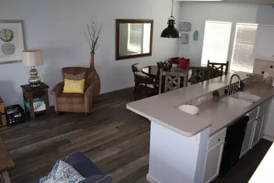 Image de Pelican Point #10 - Beautiful Complex, Gorgeous Sunrises & Easy Access