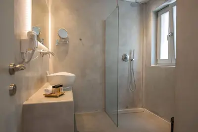 Beautiful Paros Villa | 1 Bedroom | Villa Rock | Private Jacuzzi & Garden View | Naousa