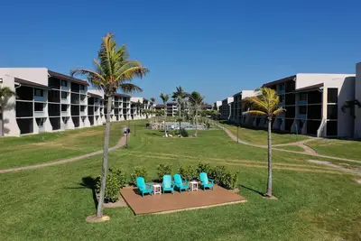 Image de Beachfront Sanibel Condo