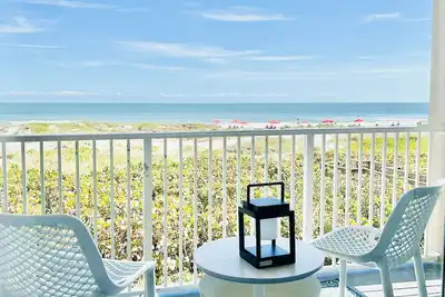 Image de Oceanfront Apartment - Cocoa Beach