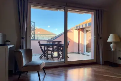 Image de Modern Terraced Attic in Porta Nuova ComeCasa