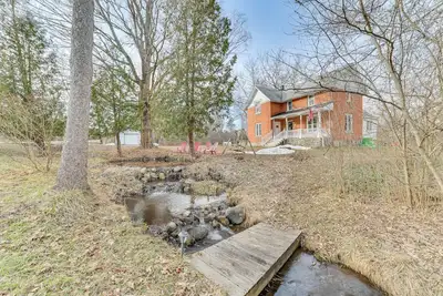 Image de 'Cedar Creek Guesthouse' 3 Mi to Lake Charlevoix