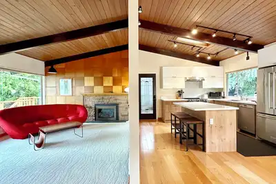 Image de Cozy Lake View Retreat