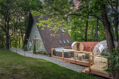 Image de Open Mt Luxe A-Frame w/ Dome, Hot Tub & Sauna