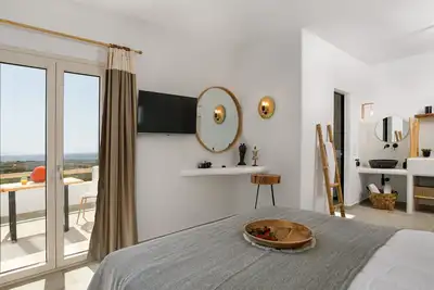 Bh850 - C - Suite Naxos