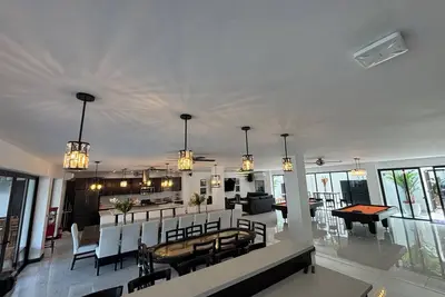Image de 9 Room \"Private\" All-Inclusive \/Luxury - Gym - Shuttle - Butler - Beach