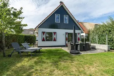 Image de Prachtige Villa Voor 4 Personen met Ligging aan de Speeltuin van het Park Buitenplaats in Callantsoog