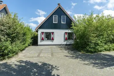 Image de Buitenplaats 98, een Luxe Vakantievilla in Callantsoog, Geschikt Voor 5 Personen