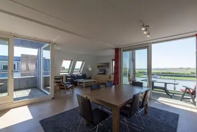 Image de Fantastisch Penthouse op de Bovenste Etage met Schitterend Uitzicht op de Duinen van Groote Keeten en Callantsoog