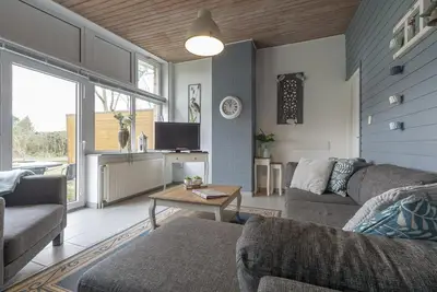 Image de Comfortabel Vakantiehuis op Loopafstand van het Strand van Sint Maartenszee